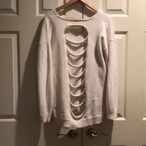 EXPRESS CUT-OUT SWEATER